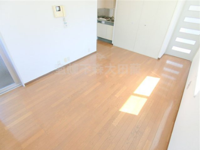 DUOMO山王（デュオモサンノウ）の居間・リビング