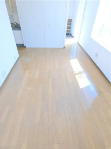 DUOMO山王（デュオモサンノウ）の居間・リビング