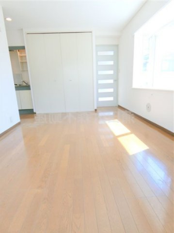 DUOMO山王（デュオモサンノウ）の居間・リビング