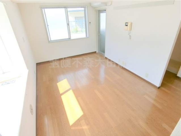 DUOMO山王（デュオモサンノウ）の居間・リビング