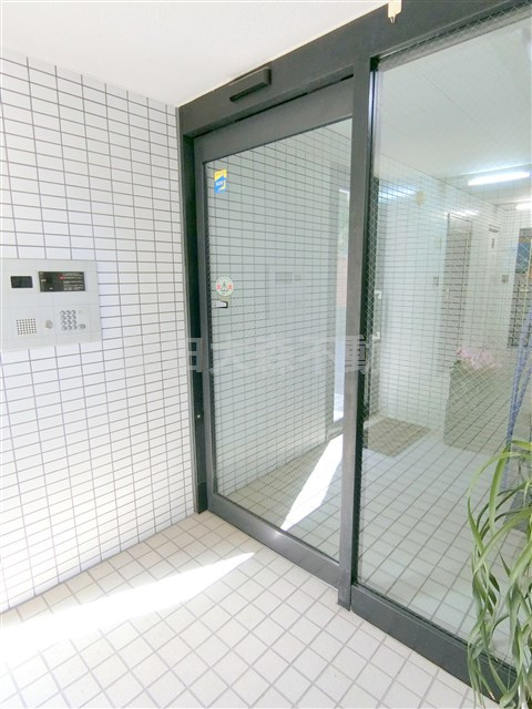 DUOMO山王（デュオモサンノウ）のエントランス|オートロック付きのエントランス