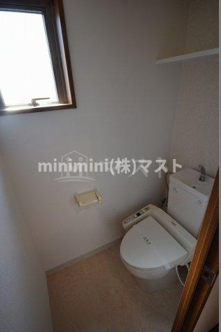 セントアミール南久宝寺のトイレ|改装前の写真です