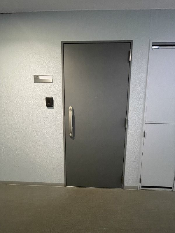 Daiwa Terrace 府中の玄関