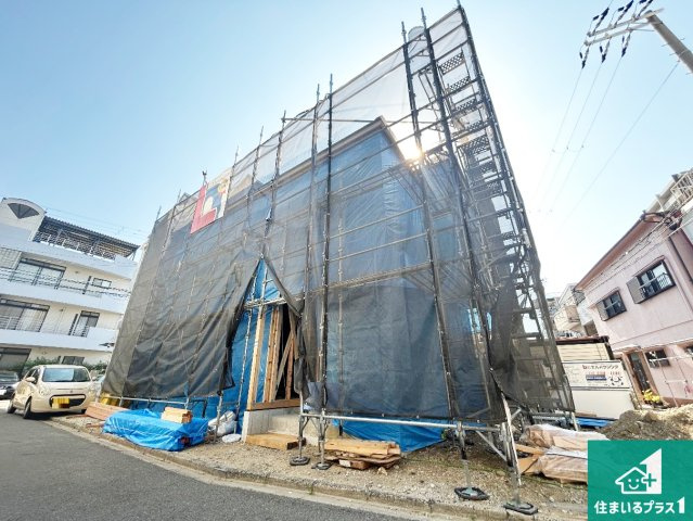 堺市堺区南庄町　第1期　新築一戸建ての外観|周辺は落ち着いた街並みの住宅地！子育てがしやすい住環境です！まだ未完成ですが、現地でしかわからない事もございます。是非一度ご覧ください。