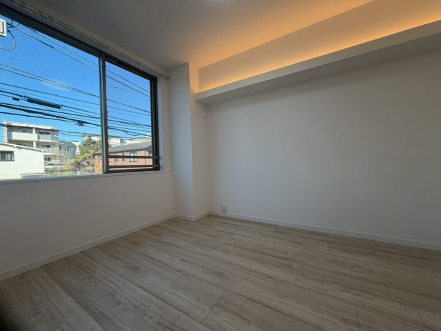 神宮前シティハウスの洋室