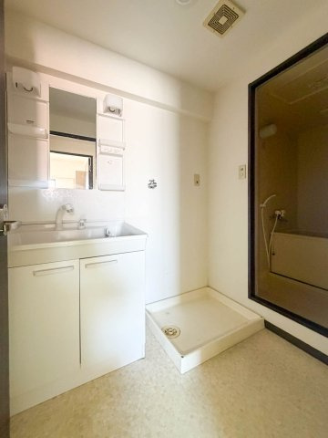 グレースメゾン名海3の洗面所|忙しい朝には欠かせない洗面所です