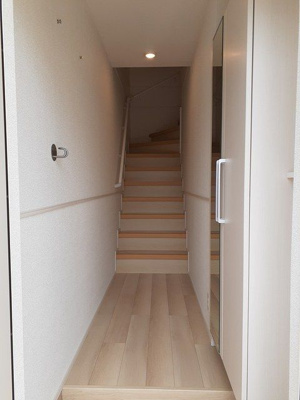 【玄関】 | サニーガーデン