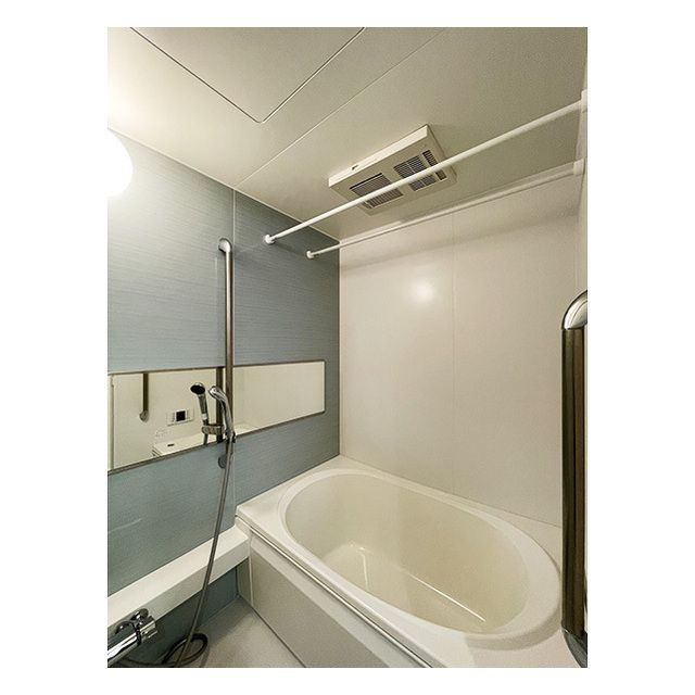 シャーメゾン国立ウエストの浴室