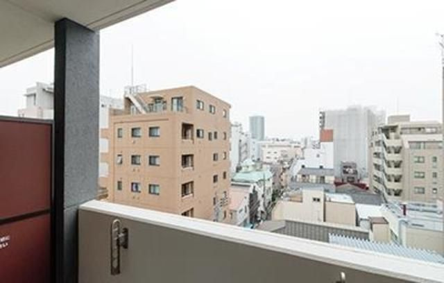 フォンターナ入谷のバルコニー