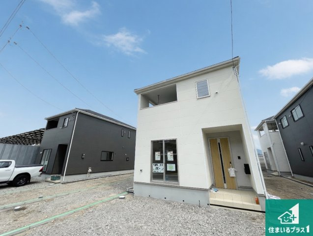 京都市伏見区羽束師菱川町　第1期　新築一戸建ての外観|現在の進捗状況です！順調に作業進行中、完成が待ち遠しいです！詳細の間取り等、お気軽にお問い合わせください！