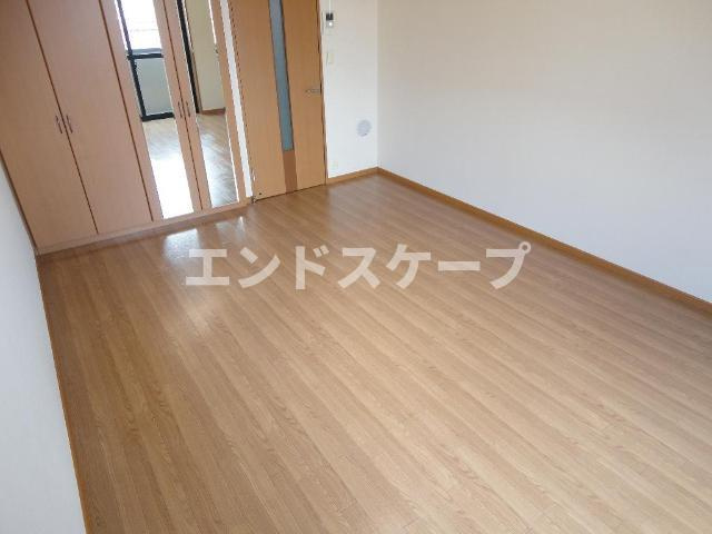 ボナールの居間・リビング|洋室
高崎、前橋のお部屋探しはエンドスケープまで！お客様の理想お聞かせ下さい♪