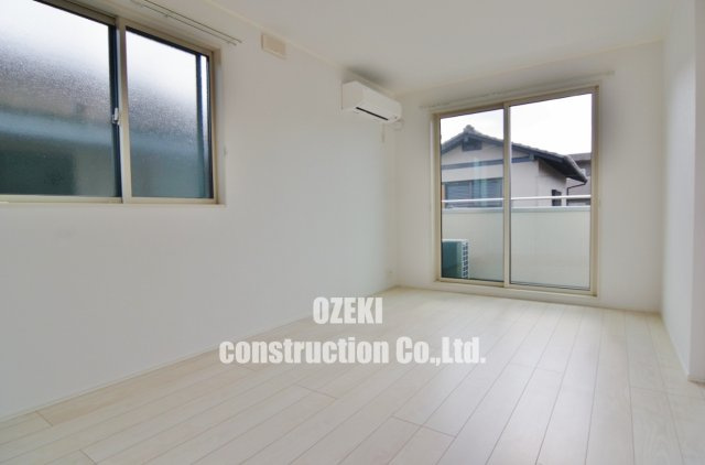 シャルマンの居間・リビング|二面採光のリビング♪