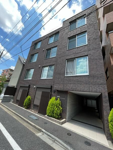 グローリオシェルト成増の外観