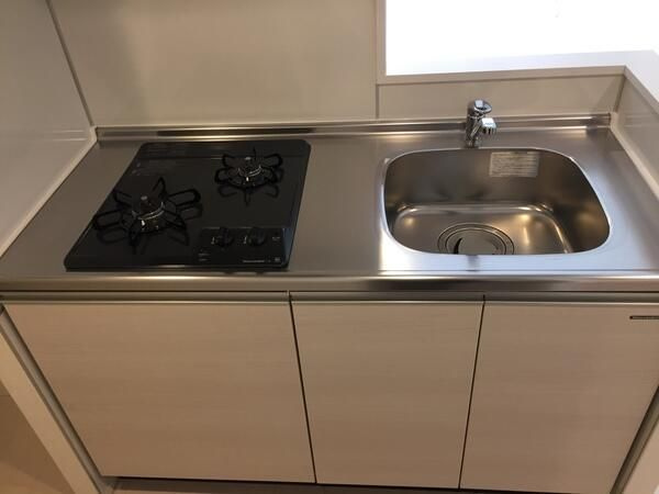 グローリオシェルト成増のキッチン