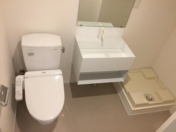 グローリオシェルト成増の洗面所