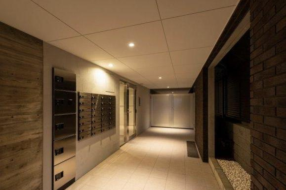 グローリオシェルト成増のエントランス