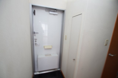 【玄関】 | レオパレスPRIMROSEⅠ | 画像9