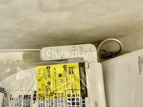 恵進マンションの内装|【ウォシュレット】清潔に使いたいお手洗いには最適な設備です。もちろんウォームレットも標準装備です。