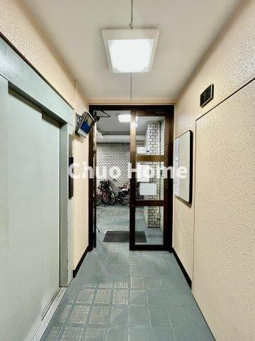 恵進マンションのエントランス|エントランス