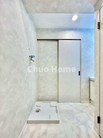 恵進マンションのランドリースペース|【ランドリースペース】担当者がスケールを持ち歩いておりますので、ご見学時には現在お使いの洗濯機などがきちんと収まるかなどもチェックして下さい。見学前に測っておくと非常に便利だと思います。