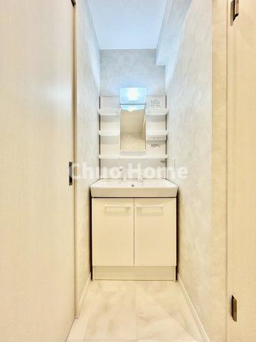 恵進マンションの独立洗面台|洗面化粧台