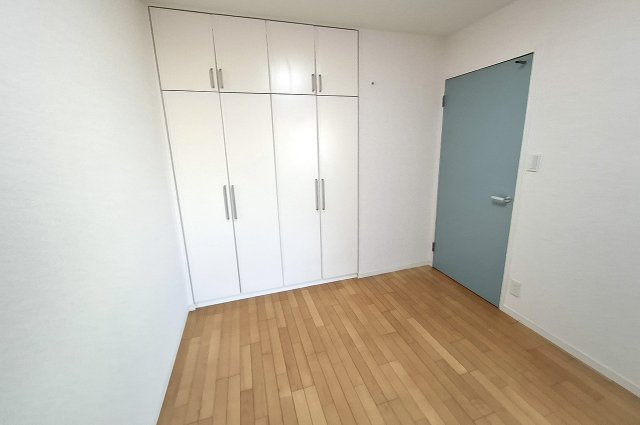 リーベスト岸和田パレッツの子供部屋|洋室1