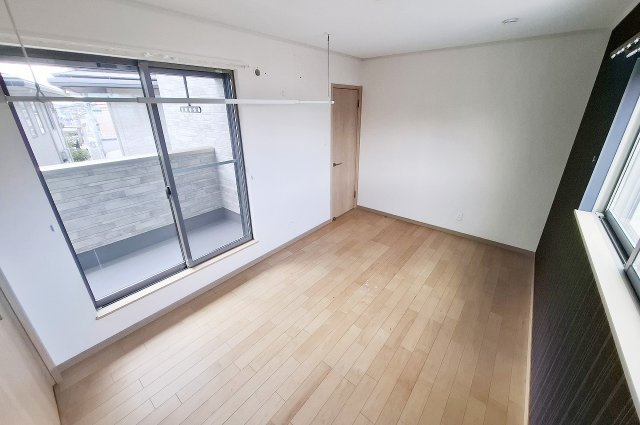 泉佐野市羽倉崎上町３丁目の寝室|洋室