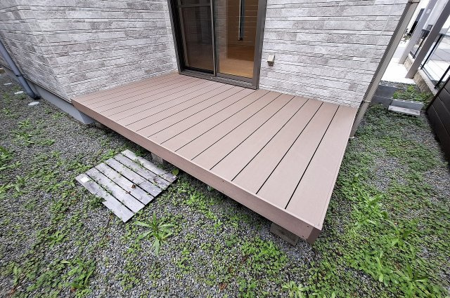 泉佐野市羽倉崎上町３丁目の庭|ウッドデッキ