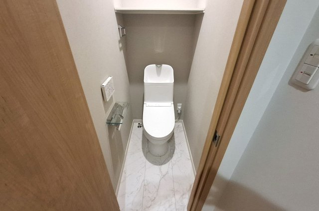 泉佐野市羽倉崎上町３丁目のトイレ|2階トイレ