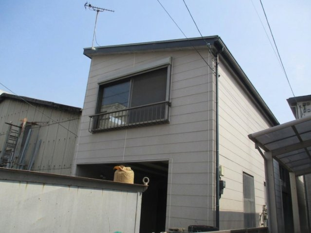 【倉庫付き】高知市塩田町　中古一戸建ての外観|落ち着いた住宅街に馴染む佇まい☆
