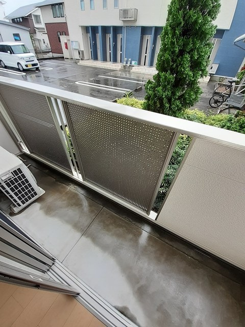 ヴィラ．ジェルメ　Ⅰのバルコニー|バルコニー