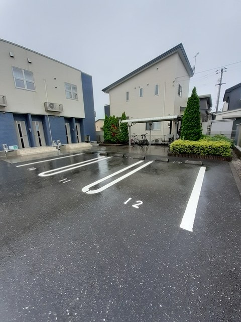 ヴィラ．ジェルメ　Ⅰの駐車場|駐車場