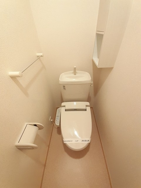 ヴィラ．ジェルメ　Ⅰのトイレ|トイレ