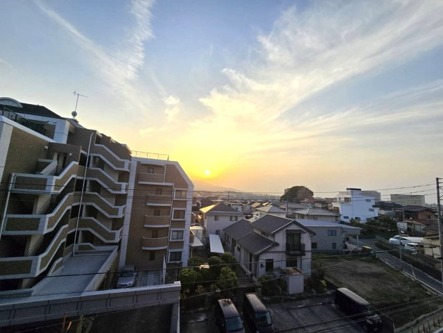 ルネッサンス21春日ザ・パークの展望|陽当たり良好なので洗濯物もよく乾きそうです☆