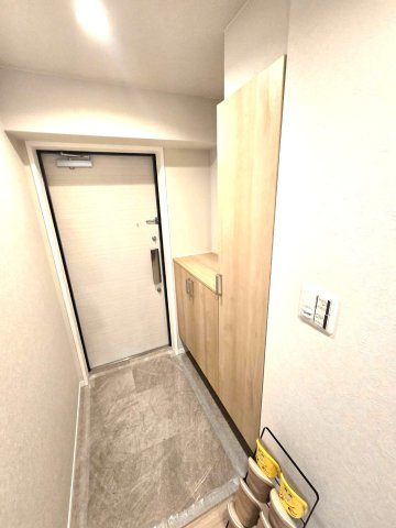 ルネッサンス21春日ザ・パークの玄関|シューズボックス付きなので付きなので玄関をきれいに保てます☆靴が多い方も収納場所には困りません☆
