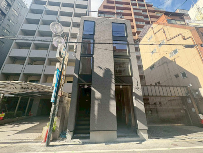 大阪市中央区東心斎橋１丁目の店舗事務所