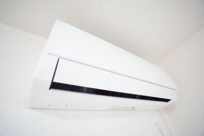 【設備】 | ハッピースマイルⅡ | ※同物件・同タイプの写真です。エアコン２台完備！