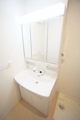 【独立洗面台】 | ハッピースマイルⅡ | ※同物件・同タイプの写真です。
