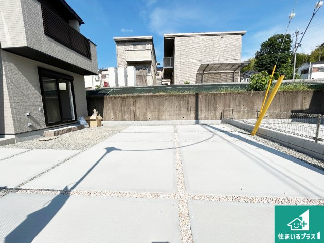 ●5(土)6(日)現地説明会！　北葛城郡上牧町中筋出作　全2邸の駐車場|駐車スペース！散水栓があるので、こまめに愛車を洗えます！