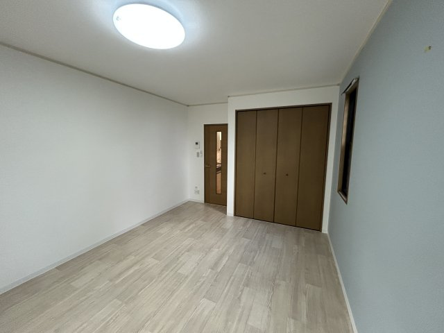 森のハイツ壱番館の居間・リビング