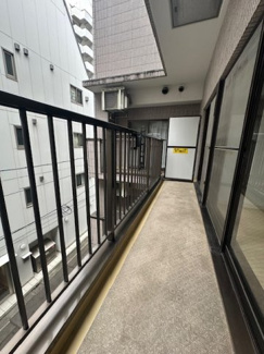 【バルコニー】 | グラスハイム | グラスハイム　は三都市アース中延店へお任せください！　ご内覧可能なお部屋は物件現地お待ち合わせご案内可能です！