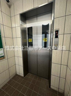 【その他共用部分】 | グラスハイム | グラスハイム　は三都市アース中延店へお任せください！　ご内覧可能なお部屋は物件現地お待ち合わせご案内可能です！