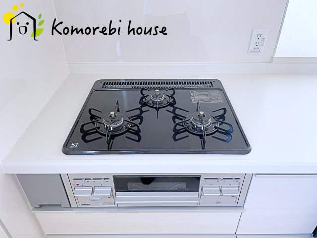 上尾市本町５丁目　新築一戸建て　ブルーミングガーデン　04のキッチン|きれいなキッチンです