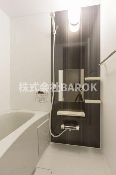 メゾンド・モカ箱崎宮前の浴室