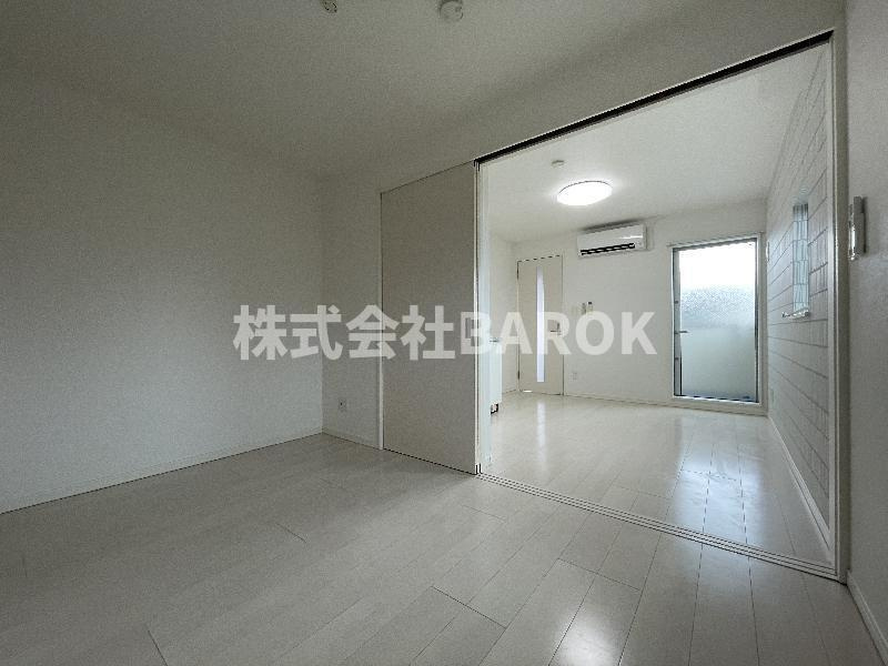 メゾンド・モカ箱崎宮前の居間・リビング