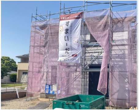 リーブルガーデンＳ第１前橋亀里　3号棟の外観|現在建築中です。６月完成予定です。グレーを基調としたおしゃれなデザインに仕上がり予定です♪