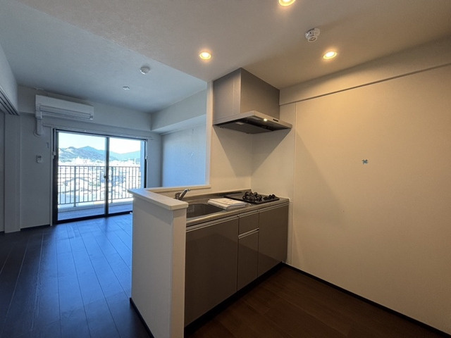 アルティザ春日原駅前マークスのロビー