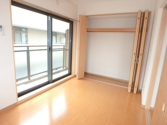 ルーチェ・ボナールの寝室|他のお部屋の参考写真となります。