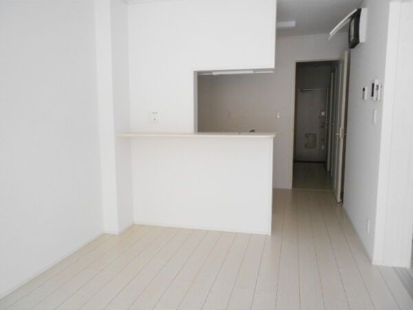 ソワサントゥカンズの居間・リビング