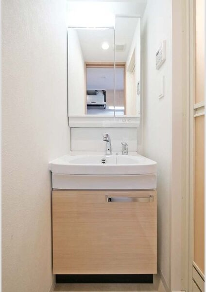 MAXIV大須観音の洗面所|同シリーズの内装写真となります